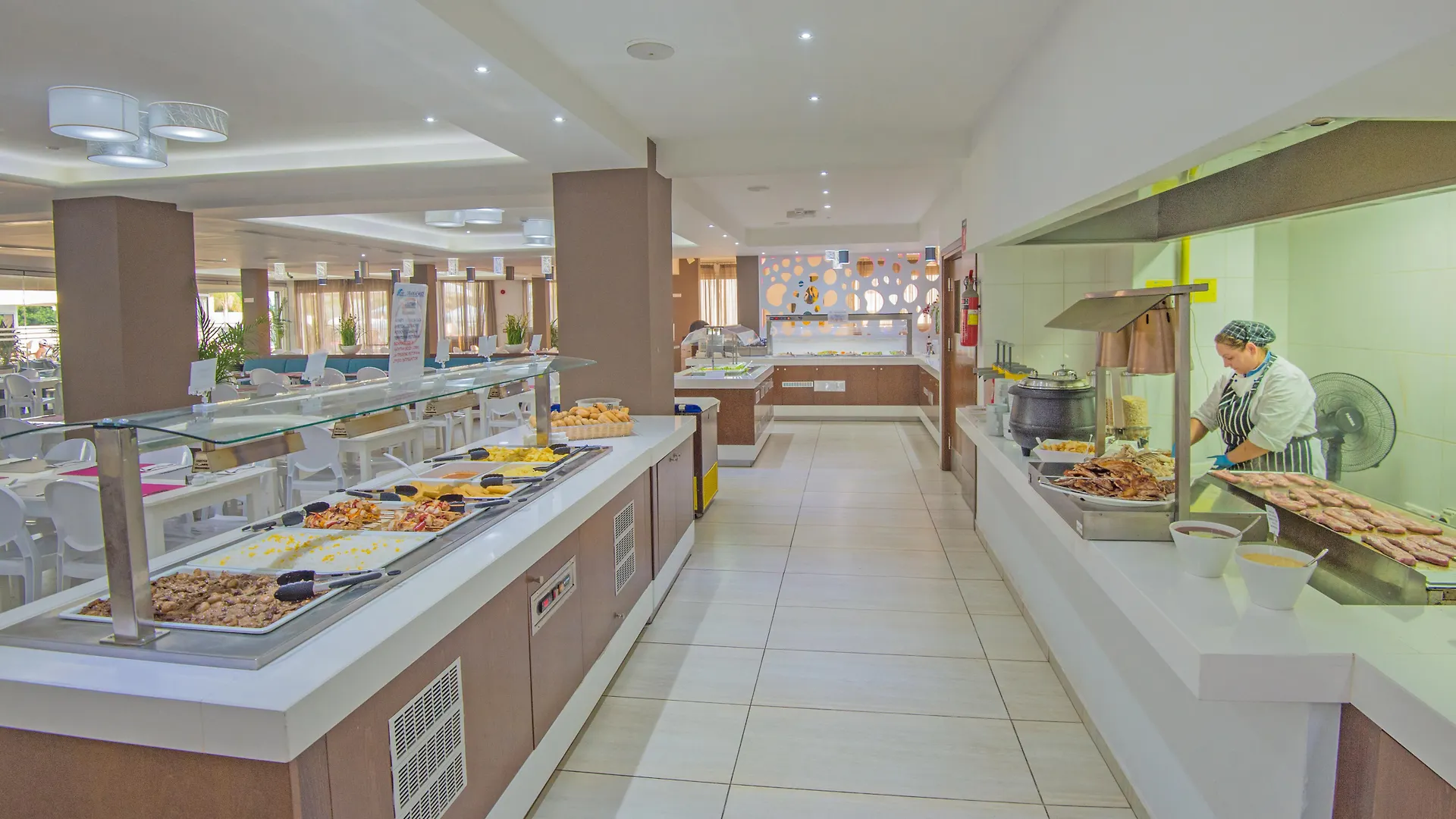 New Famagusta Hotel & Suites Ayia Napa