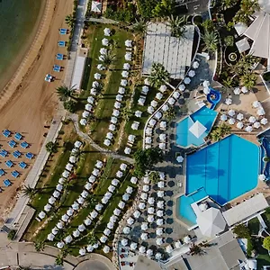 אתר נופש Golden Coast Beach ****